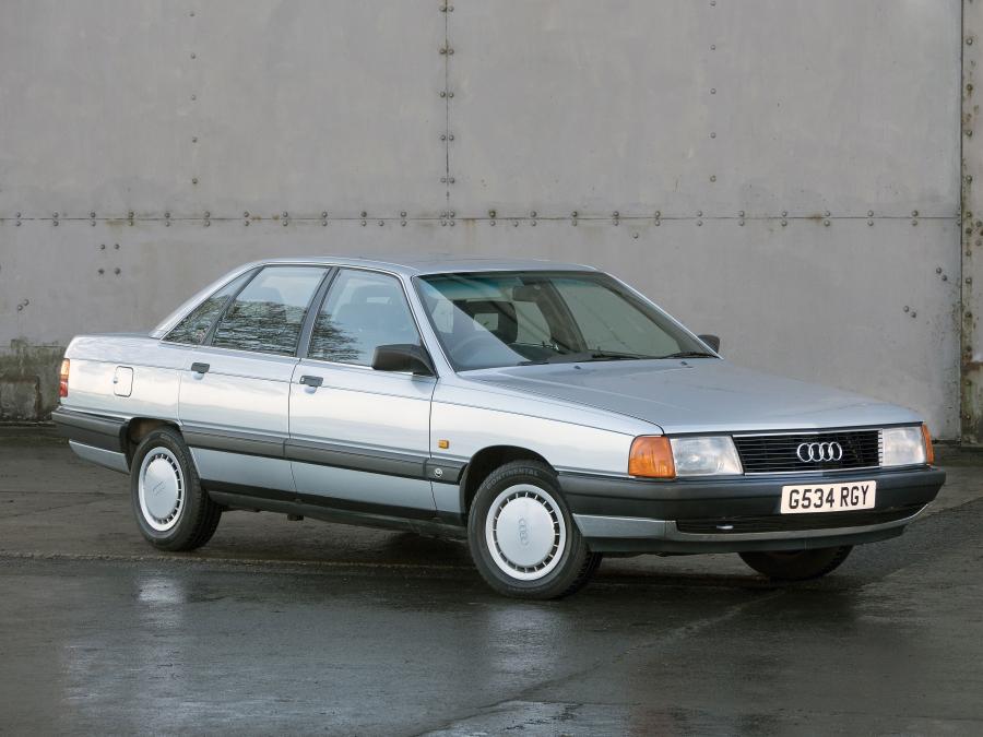  Audi 100 (C3) 1988 года  (UK) (фото 1 из 8)